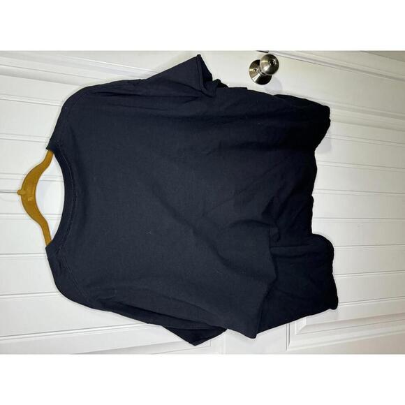 Johnny Cash The Man in Black Boxy Graphic Tee - Picture 5 of 5